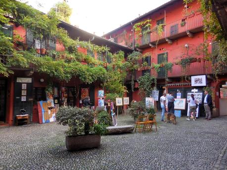 eppure sui Navigli c'è poesia