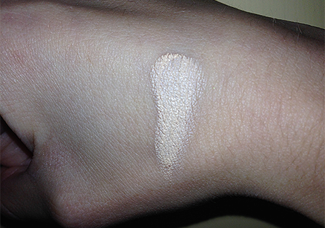 Une BB Cream Max Foundation