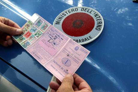 Aggiornamento carta di circolazione. Ecco i chiarimenti del Ministero aggiornamento carta di circolazione