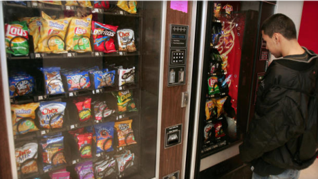 Educazione alimentare a scuola: non più distributori automatici