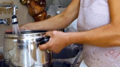 Lentini: un’ordinanza del sindaco vieta l’uso dell’acqua per fini potabili e alimentari 1060179-acqua