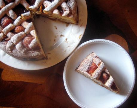 Torta a strati con marmellata di prugne - Layer cake with plum jam