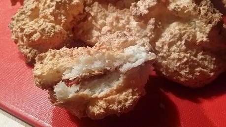 Dolcetti al cocco velocissimi con albumi avanzati da altre ricette