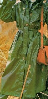 Cucire impermeabili per la pioggia Cucire impermeabili per la pioggia