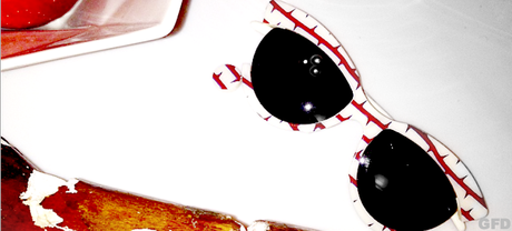 Celebration Eyewear: Anna Piaggi secondo Oscar Mamooi.