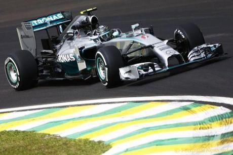 F1 GP Brasile. Rosberg imbattibile in qualifica, ancora una prima fila tutta Mercedes