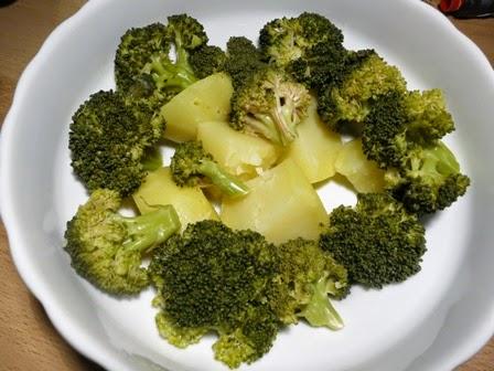 Un antipasto per Natale ovvero i Muffin ai broccoli e patate