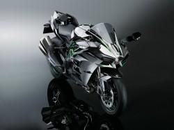 Kawasaki ha svelato l'innovativa Ninja H2