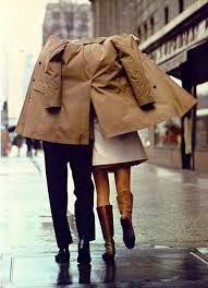 WHAT TO WEAR ON A RAINY DAY....