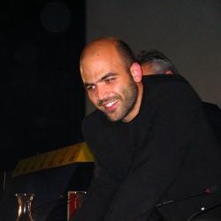 594px-Roberto_Saviano