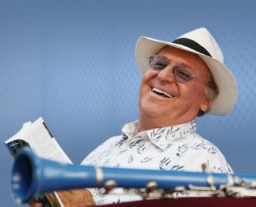 Renzo Arbore_B