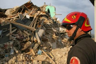 Commissione grandi rischi: assolti tutti gli imputati Commissione grandi rischi: assolti tutti gli imputati