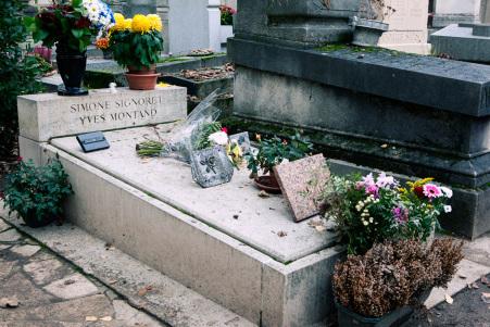 Yves Montand e Simone Signoret grave 44 DIV