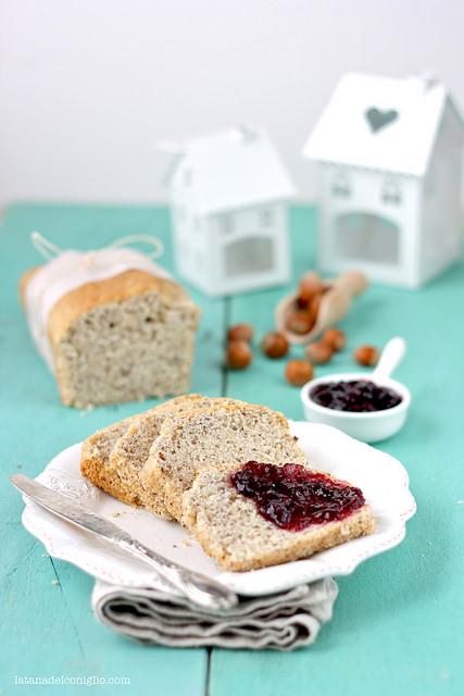 pane dolce alle nocciole vegano