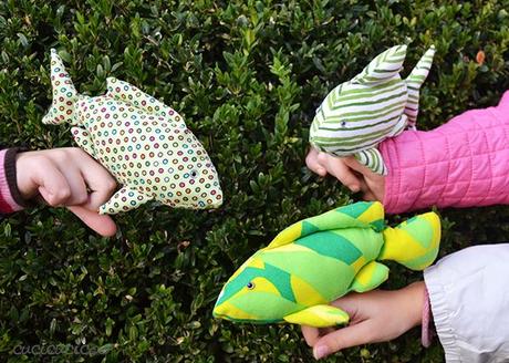 Finger Pocket Fish: a review of the softie toy pattern by Just Bananas over Soft Toys