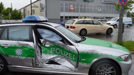 La via tedesca al “mo’ v’o buco ‘sto pallone” La via tedesca al “mo’ v’o buco ‘sto pallone”