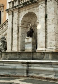 Fontana dea Roma 3