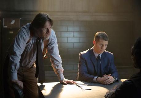 Recensione | Gotham 1×09 “Harvey Dent”