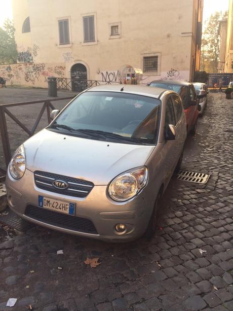 Via della Moretta, Banchi Vecchi, Via Giulia. Il capolinea di una città che non riusciremo mai a raccontare del tutto