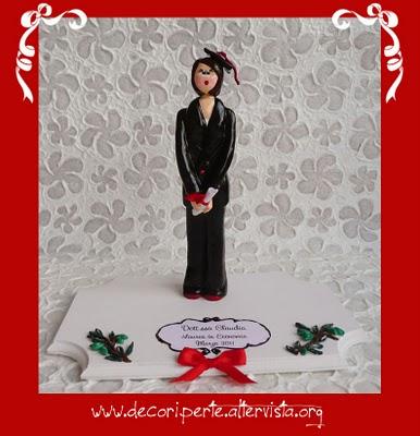 TOP CAKE LAUREA CLAUDIA TOP CAKE LAUREA CLAUDIA