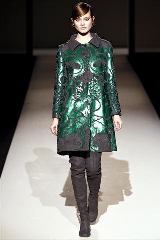 Milano Fashion Week. Alberta Ferretti f/w 11-12.