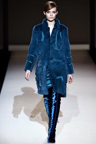 Milano Fashion Week. Alberta Ferretti f/w 11-12.