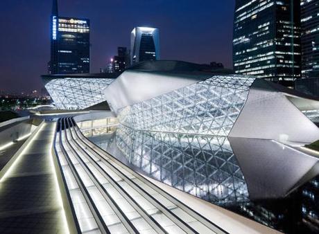 Apre la Guangzhou Opera House di Zaha Hadid. FOTO GALLERY