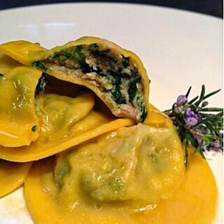 Ravioli di coniglio alla Vernaccia di San Gimignano docg