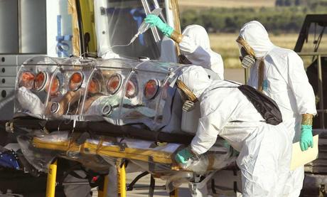 Stabile  il medico italiano contagiato dal virus Ebola