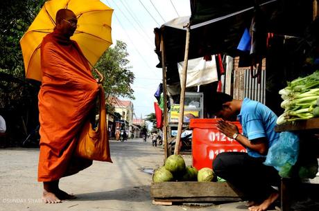 Cambogia monaci buddisti