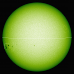 Figura 2 (b). Immagine delle macchie solari osservate raccolta il 15 novembre 2014 nella luce bianca con il Solar Flare Telescope del Solar Observatory/NAOJ