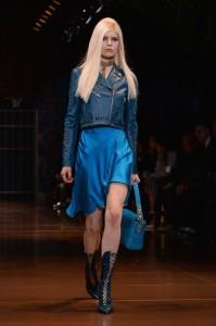 Versace look blu mamme a spillo