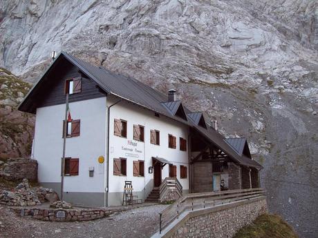 BANDO DI GARA GESTIONE RBANDO DI GARA GESTIONE RIFUGIO LAMBERTENGHI-ROMANIN AL PASSO VOLAIA IFUGIO LAMBERTENGHI-ROMANIN AL PASSO VOLAIA 