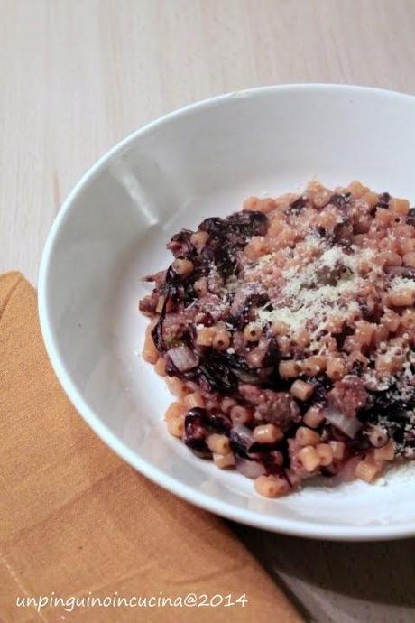 Ditalini risottati con radicchio e salsiccia Ditalini risottati con radicchio e salsiccia