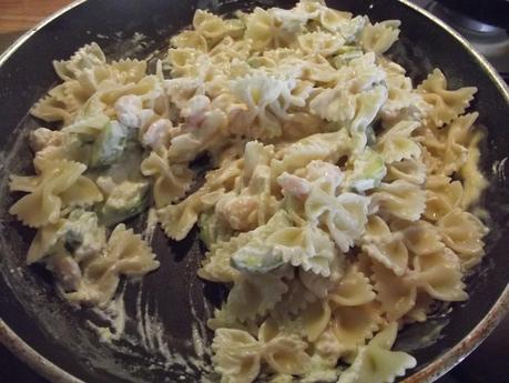 FARFALLE ZUCCHINE E GAMBERETTI