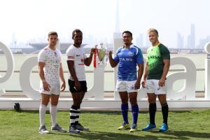 Sevens: Scozia, domani a Dubai via alla seconda tappa della HSBC Sevens World Series I capitani delle prime quattro squadre in classifica generale al lancio dell'edizione 2014 del Dubai7s (Credit: Martin Seras Lima/World Rugby)