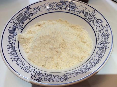 BISCOTTINI ALLE MANDORLE E SEMI DI PAPAVERO IMG_1392.JPG