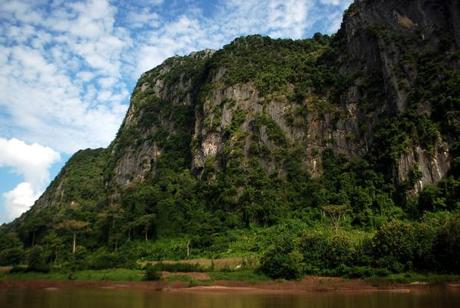 Le montagne sul Nam Ou (foto di Patrick Colgan, 2014)