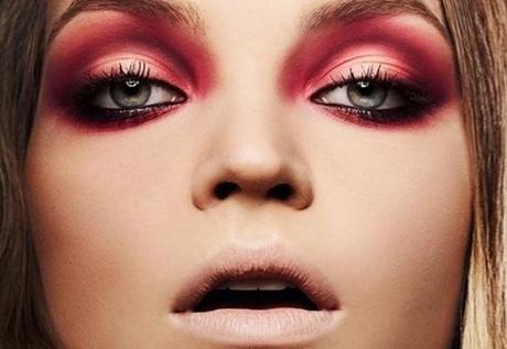 smokey eyes color marsala