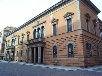 PAVIA. I disagi del Carducci in un’interrogazione del capogruppo Lega Nord al Senato GianMarco Centinaio