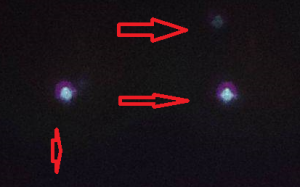 Foto zoommata di trigomo che evidenzia tracce evidenti assimilabili a Lens Flare