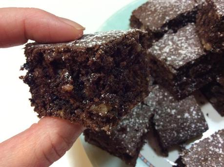 BROWNIES CON LE NOCI IMG_1430-0.JPG