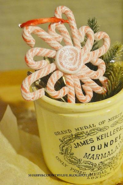 *Lussekatter Garland in Rosso Ribes*  ..una ricetta un po' diversa.. - shabby&countrylife.blogspot.it