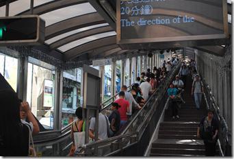 DSC_0145 escalator