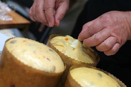 Panettone napoletano