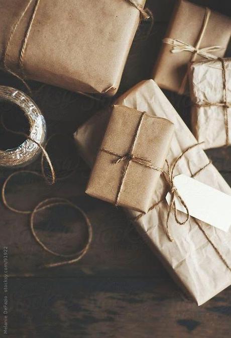 Idee fai da te per i pacchetti regalo di Natale