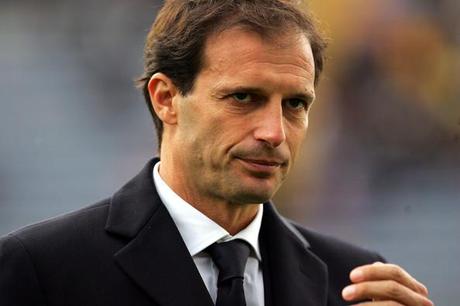 Juventus, Allegri in panchina con il Cagliari