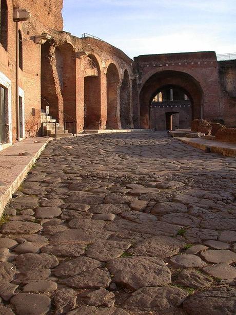 Passeggiate romane: Mercati di Traiano e Torre delle Milizie