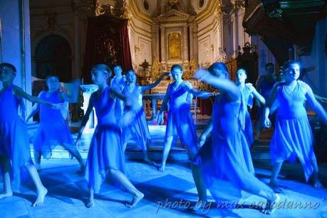 AVVENIMENTI NATALIZI: Centrostudi Danza Positano & I Murattori  sull' Ave Maria di Shubert .
