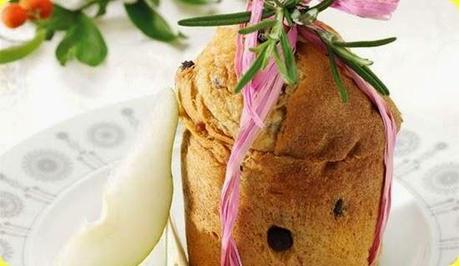 Mini panettone farcito con pere e gorgonzola Mini panettone farcito con pere e gorgonzola